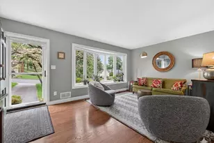 29 Christine Ln, Tappan, NY 10983 - Photo 3