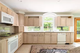 17 Highridge Dr, Huntington, NY 11743 - Photo 7