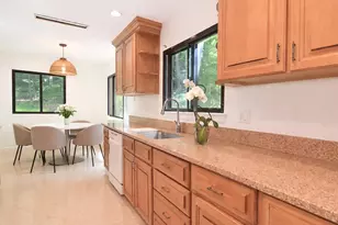 400 Birch Ln, Irvington, NY 10533 - Photo 11