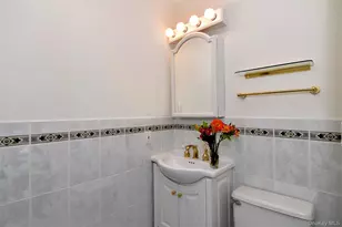 400 Birch Ln, Irvington, NY 10533 - Photo 13