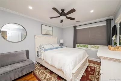 608 Carman Avenue #C2, Westbury, NY 11590 - Photo 19