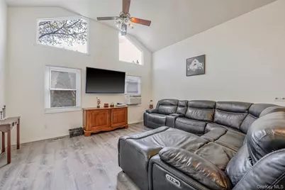 6 Satinwood Road, Rocky Point, NY 11778 - Photo 5