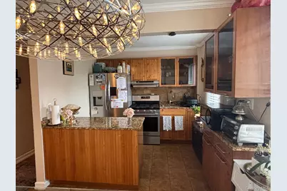 14 Edwards Street #2A, Roslyn, NY 11577 - Photo 3