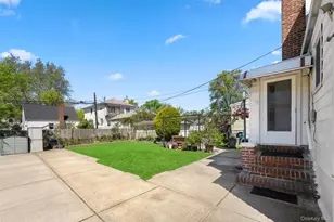 49-28 167th St, Fresh Meadows, NY 11365 - Photo 25