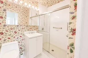 270-10 Grand Central Pkwy, Floral Park, NY 11005 - Photo 17