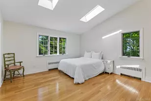 111 Palmyra Ave, Woodmere, NY 11598 - Photo 15