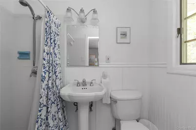 11 North Road, Oyster Bay, NY 11771 - Photo 17