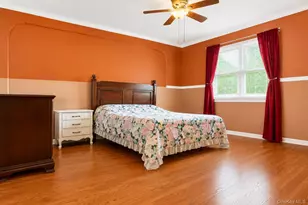 66 Grace Ln, Levittown, NY 11756 - Photo 15