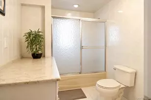 66 Grace Ln, Levittown, NY 11756 - Photo 23