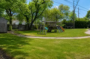 66 Grace Ln, Levittown, NY 11756 - Photo 3