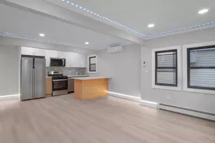 115-16 199th St, Saint Albans, NY 11412 - Photo 5