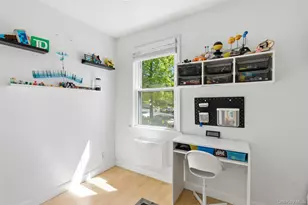 251-61 71st Rd, Bellerose, NY 11426 - Photo 5