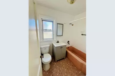 111 N 3rd Street, New Hyde Park, NY 11040 - Photo 5