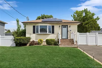 227 Chelsea Avenue, West Babylon, NY 11704 - Photo 3