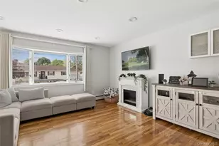 227 Chelsea Ave, West Babylon, NY 11704 - Photo 5