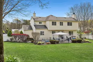 54 Winterberry Dr, Middle Island, NY 11953 - Photo 21