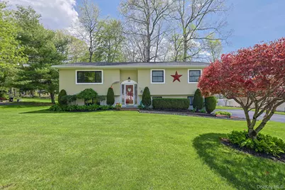 17 Red Oak Terrace, Newburgh, NY 12550 - Photo 1