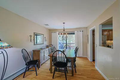 17 Red Oak Terrace, Newburgh, NY 12550 - Photo 9