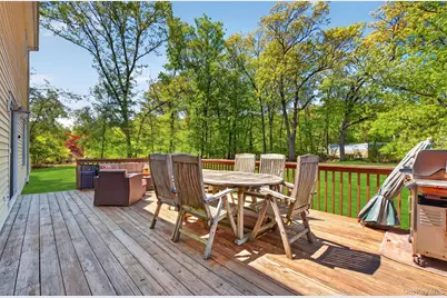 172 Westchester Avenue, Buchanan, NY 10511 - Photo 29