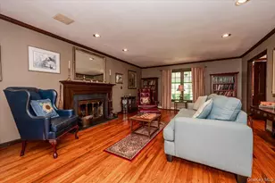 2 Richard Ln, Huntington, NY 11743 - Photo 7