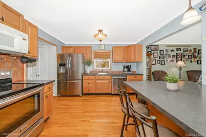 116 E 13th Street, Huntington Station, NY 11746 - Photo 15