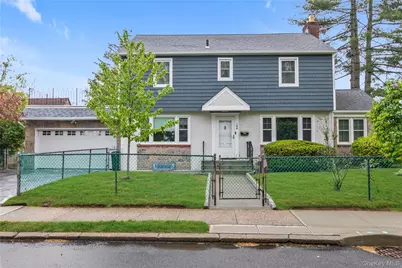 165 Linmouth Road, Malverne, NY 11565 - Photo 1