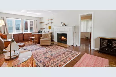 165 Linmouth Road, Malverne, NY 11565 - Photo 5