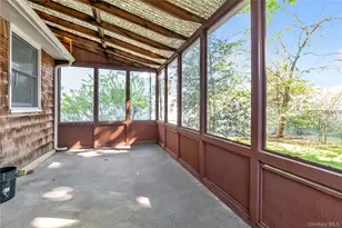 65 Grant Ave, Albertson, NY 11507 - Photo 17