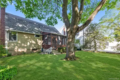65 Grant Avenue, Albertson, NY 11507 - Photo 19