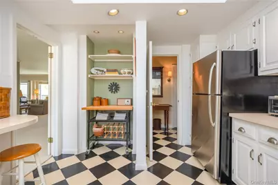 1 Stoneleigh #5J, Bronxville, NY 10708 - Photo 19