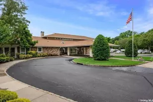 132 Fairfield Dr, Holbrook, NY 11741 - Photo 23