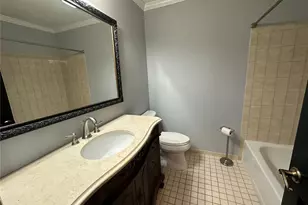 132 Fairfield Dr, Holbrook, NY 11741 - Photo 15