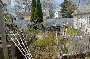 2571 Beltagh Ave, North Bellmore, NY 11710 - Photo 15