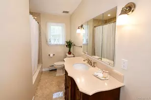 5 Stillwood Rd, Brookhaven, NY 11719 - Photo 11