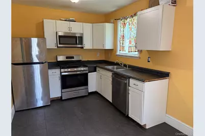 109 Myrtle Avenue, New Windsor, NY 12553 - Photo 5