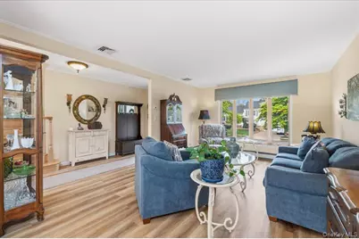 29 Acme Avenue, Bethpage, NY 11714 - Photo 5