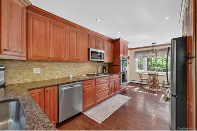 25 Susan Lane, Poughkeepsie, NY 12603 - Photo 9