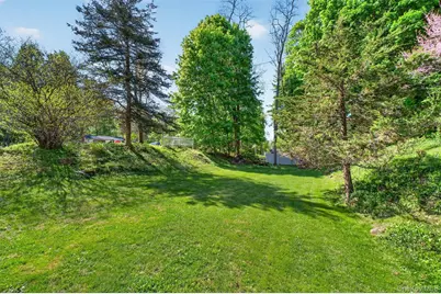 25 Susan Lane, Poughkeepsie, NY 12603 - Photo 33
