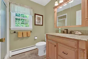 25 Susan Ln, Poughkeepsie, NY 12603 - Photo 25