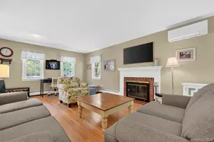 25 Susan Ln, Poughkeepsie, NY 12603 - Photo 5