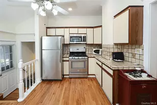 515 Elm St, West Hempstead, NY 11552 - Photo 13