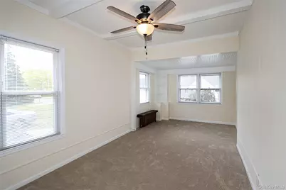515 Elm Street, West Hempstead, NY 11552 - Photo 15