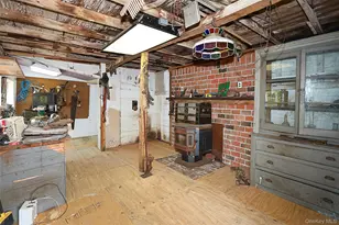 515 Elm St, West Hempstead, NY 11552 - Photo 35