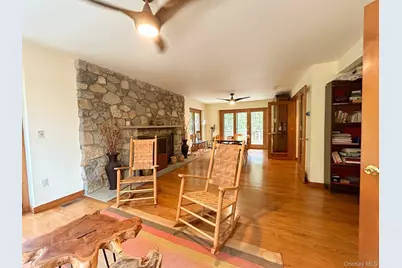 5 Camelot, Marlboro, NY 12542 - Photo 7