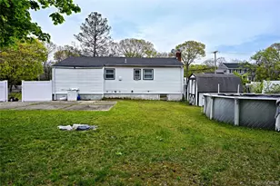40 Hawkins Rd, Centereach, NY 11720 - Photo 35