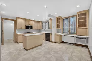 29-34 146th St, Flushing, NY 11354 - Photo 9