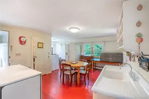 750 Reeve Ave, Mattituck, NY 11952 - Photo 21