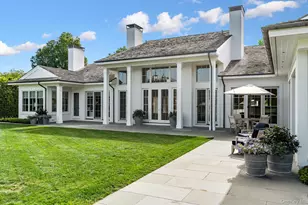 210 Downs Path, Southampton, NY 11968 - Photo 19