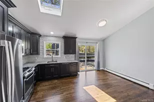 405 Puritan Dr, Yaphank, NY 11967 - Photo 33