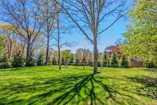 405 Puritan Dr, Yaphank, NY 11967 - Photo 15